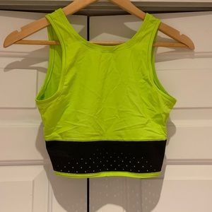 Lululemon crop top